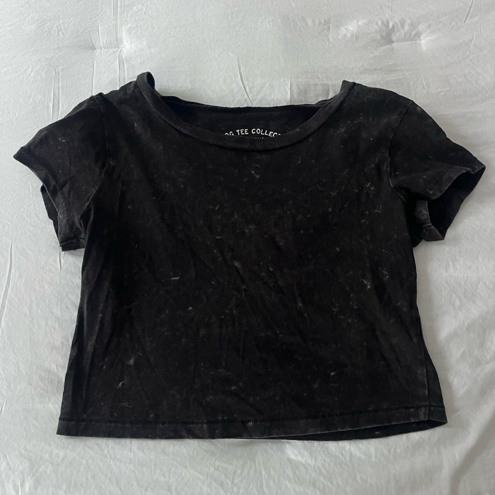 Aeropostale Black 90's Slim Cropped Tee